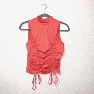 Hearts and Hips scrunchy top
